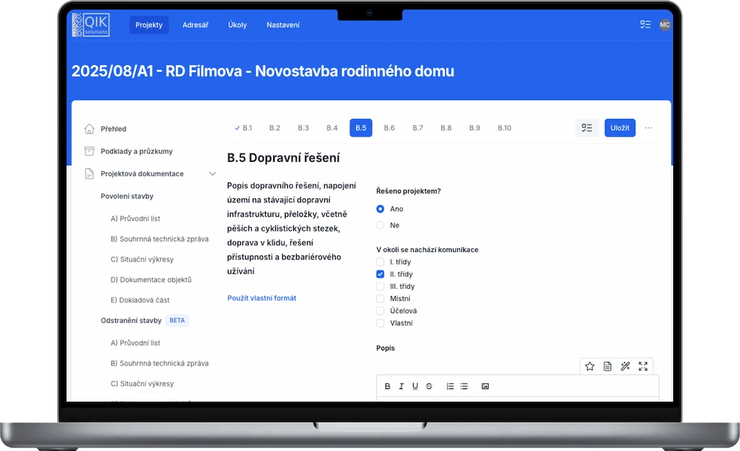 QIK Dokumentace - formulář technické zprávy na MacBooku